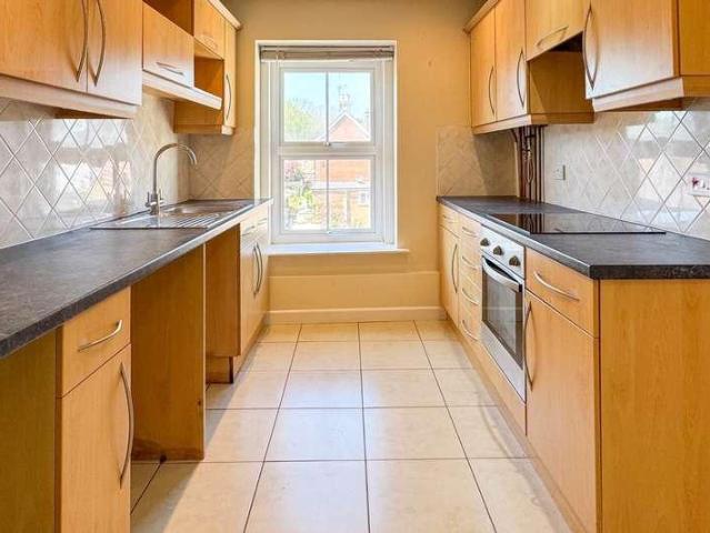Flat for sale in Blandford Forum, Blandford