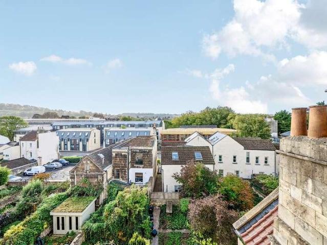 Flat for sale in Kingsmead, Bath