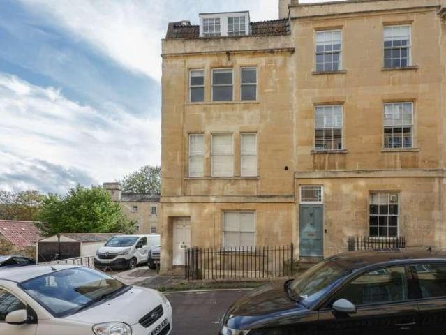 Flat for sale in Walcot, Bath