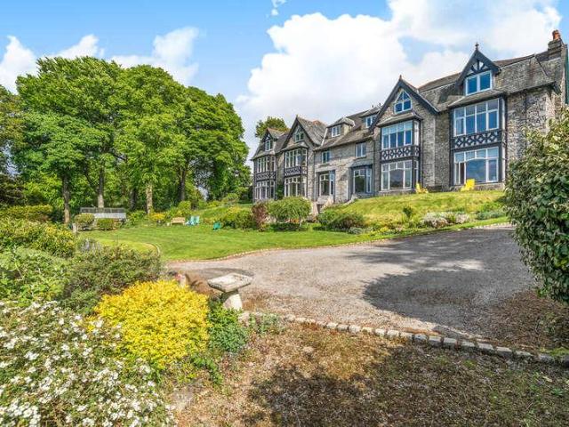 Flat for sale in Arnside, Westmorland and Furness