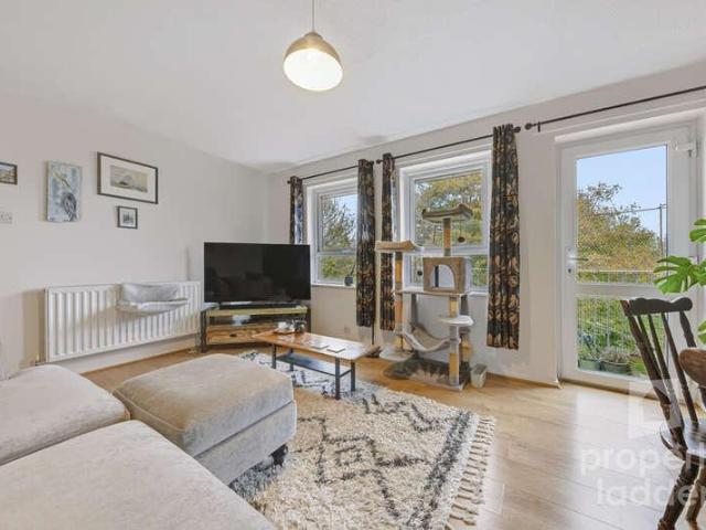 Flat for sale in Mile Cross, Norwich