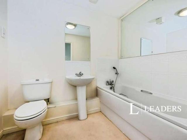 Flat for sale in Harefield, City Of Southampton