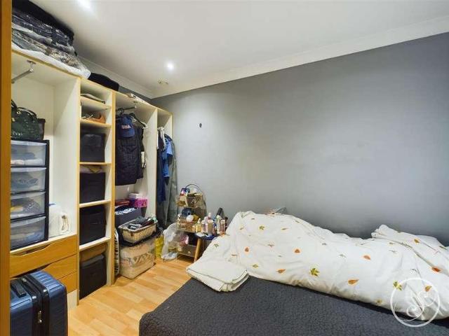 Flat for sale in Leylands, West Yorkshire