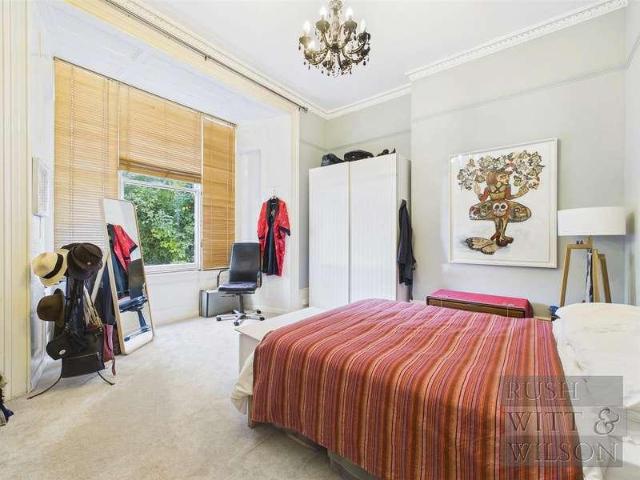 Flat for sale in St Leonards, Hastings