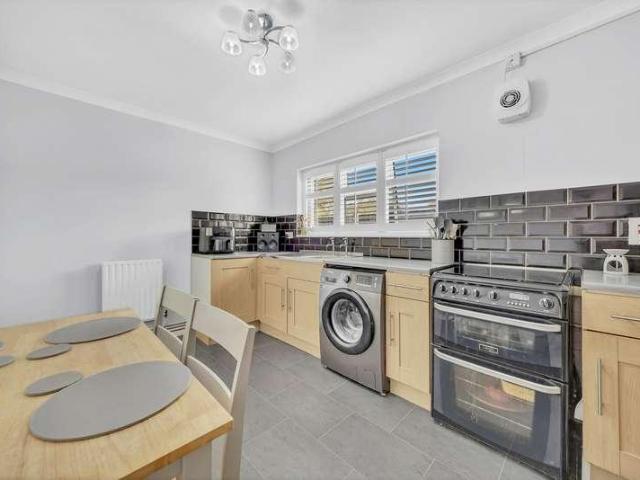 Flat for sale in London Borough of Havering, Greater London