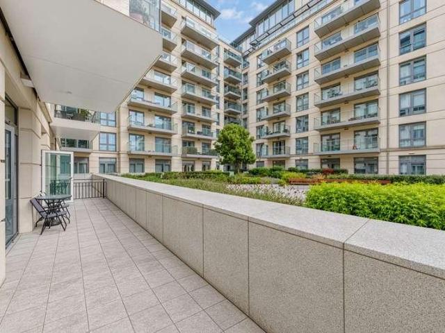 Flat for sale in Fulham Reach, Greater London