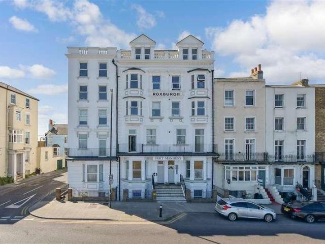 Flat for sale in Margate Old Town, Acol