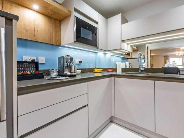 Flat for sale in Tiger Bay, Falcon Lodge