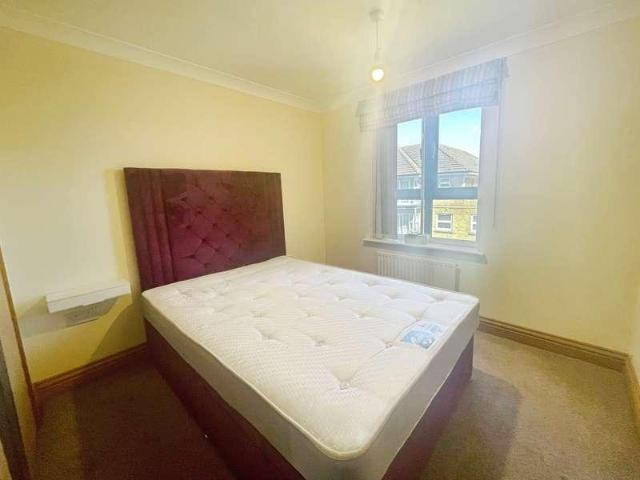 Flat for sale in Ocean Village, City Of Southampton
