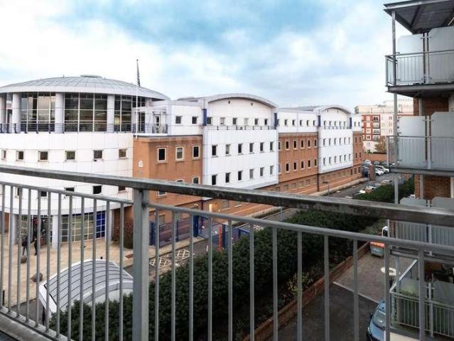 Flat for sale in Colindale, Greater London
