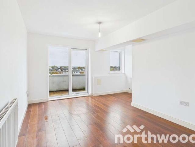 Flat for sale in Willesborough, Bridgefield