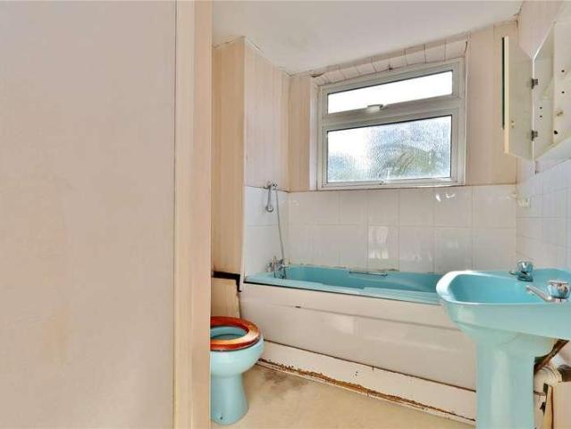 Flat for sale in Westfield, Woking