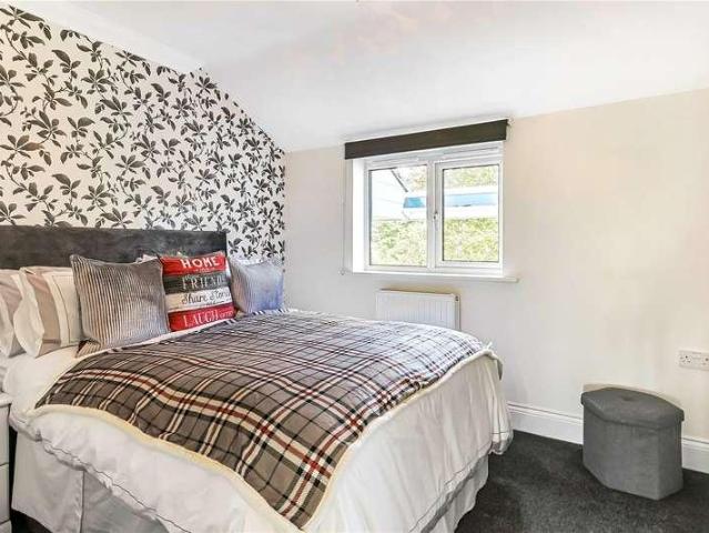 Flat for sale in Bournemouth