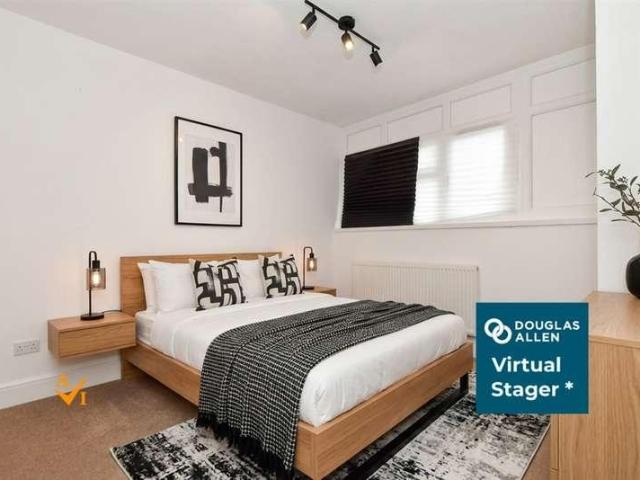 Flat for sale in Leyton, Greater London
