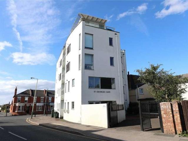 Flat for sale in Alstone, Golden Valley