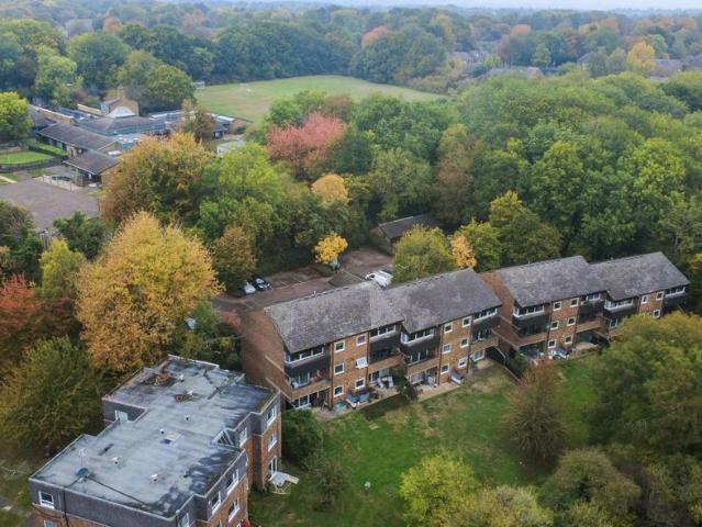 Flat for sale in West Yoke, Sevenoaks