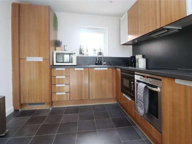 Flat for sale in Horsell, Woking