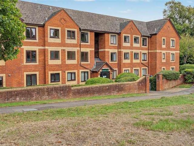Flat for sale in Rodbourne, Swindon