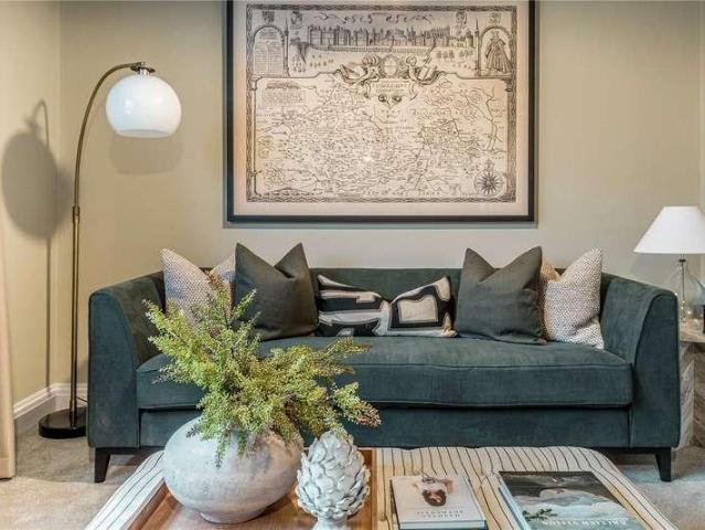Flat for sale in Bray Wick, Maidenhead