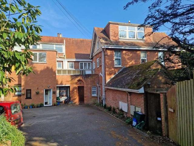 Flat for sale in Budlake, Devon