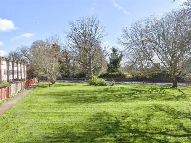 Flat for sale in Bourne Vale, Kent