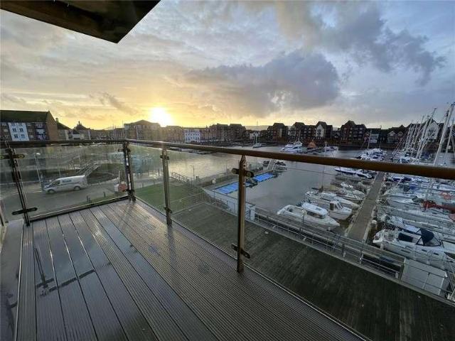 Flat for sale in Sovereign Harbour, Eastbourne