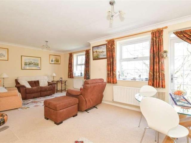 Flat for sale in Spring Vale, Hampshire