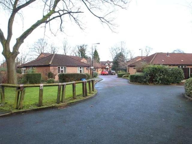 Flat for sale in Trafford Park, Greater Manchester