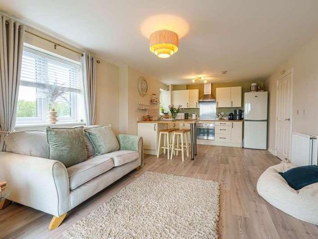 Flat for sale in Wales