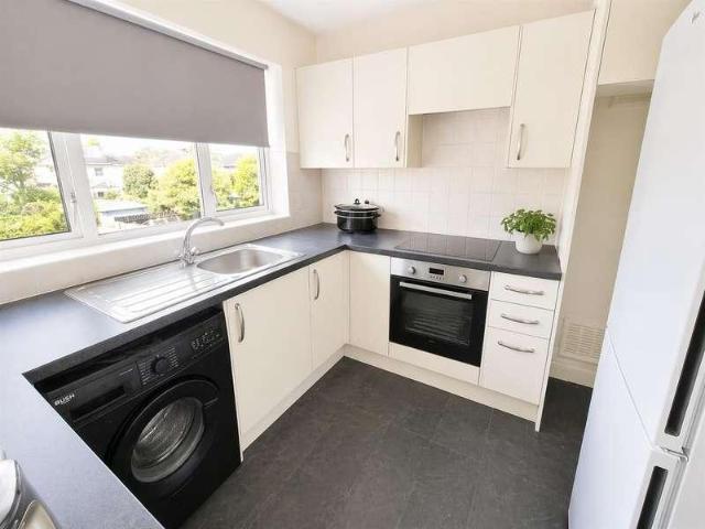 Flat for sale in Privett, Middlecroft