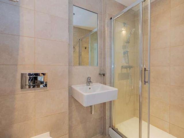 Flat for sale in Fishery, Maidenhead