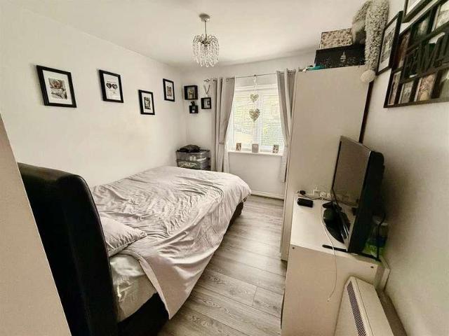Flat for sale in Fallings Heath, Wednesbury