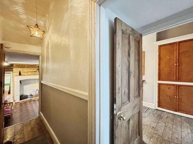 Flat for sale in Riverside, Cardiff