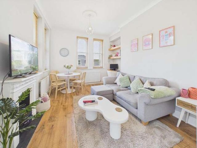 Flat for sale in Slade, Kentisbury