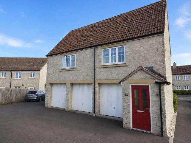 Flat for sale in Somerton, Somerset