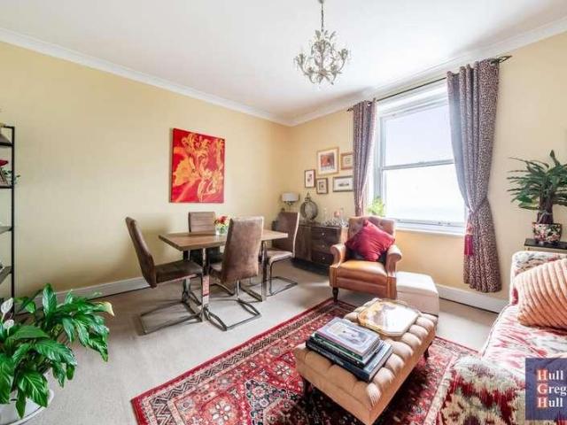 Flat for sale in Fortuneswell, East Dorset
