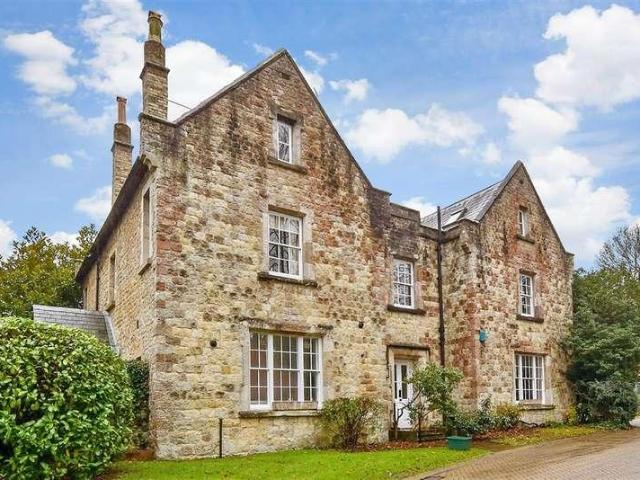 Flat for sale in Bourne Vale, Kent