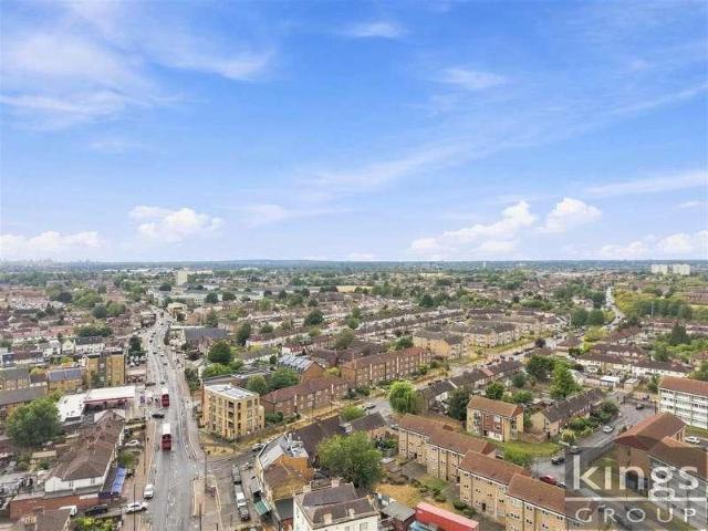 Flat for sale in Greater London