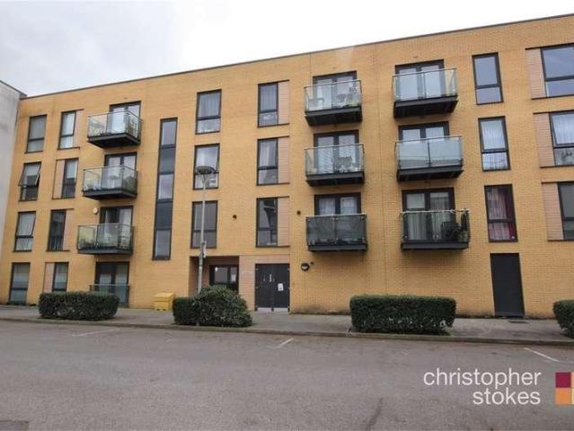 Flat for sale in Greater London