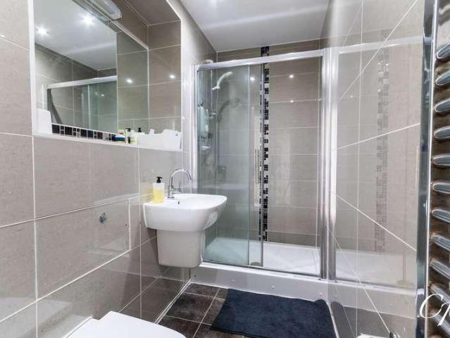 Flat for sale in Montpellier, Golden Valley