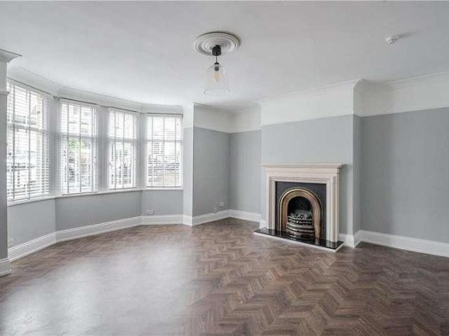 Flat for sale in Low Harrogate, Harrogate