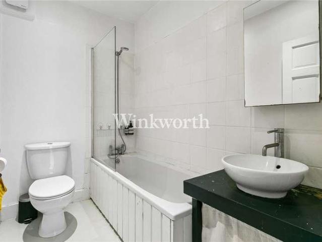 Flat for sale in Harringay Ladder, Greater London
