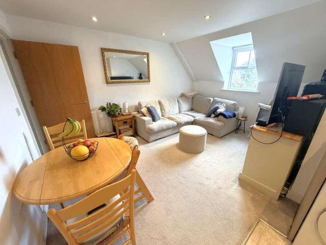 Flat for sale in Penn Hill, Poole