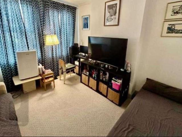 Flat for sale in Dollis Hill, Greater London