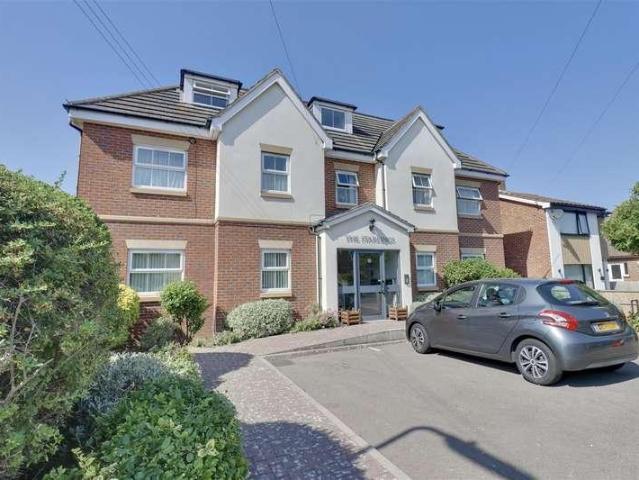 Flat for sale in Lee-on-the-Solent, Middlecroft