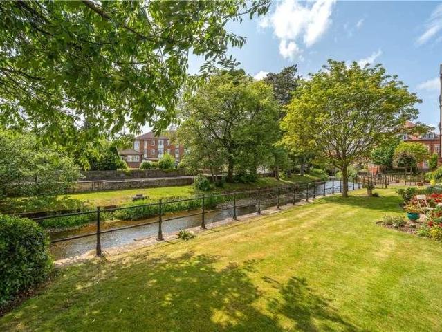 Flat for sale in Ripon, North Yorkshire