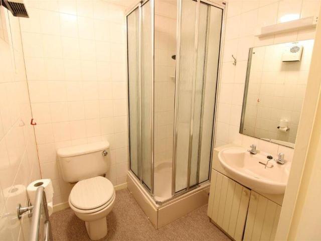 Flat for sale in Cowes, Isle Of Wight