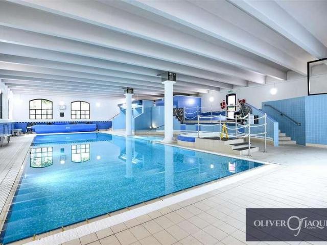 Flat for sale in Old Ford, Bow