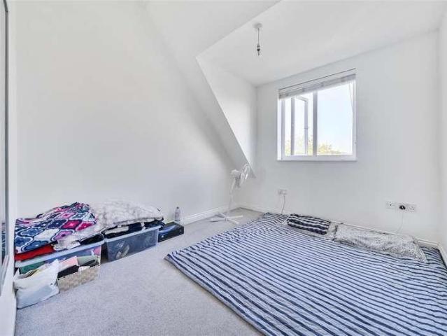 Flat for sale in Feckenham, City Of Bristol
