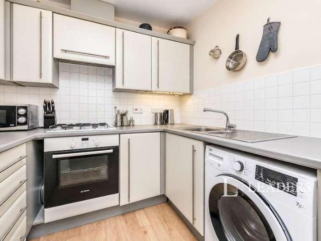 Flat for sale in Fordham Heath, Essex